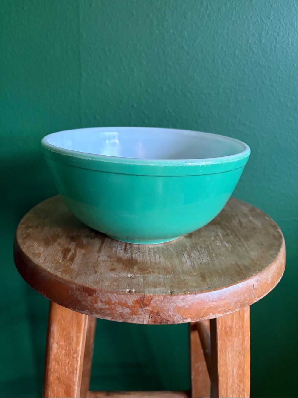 Vintage Pyrex 403 Nesting Bowl in Primary Green